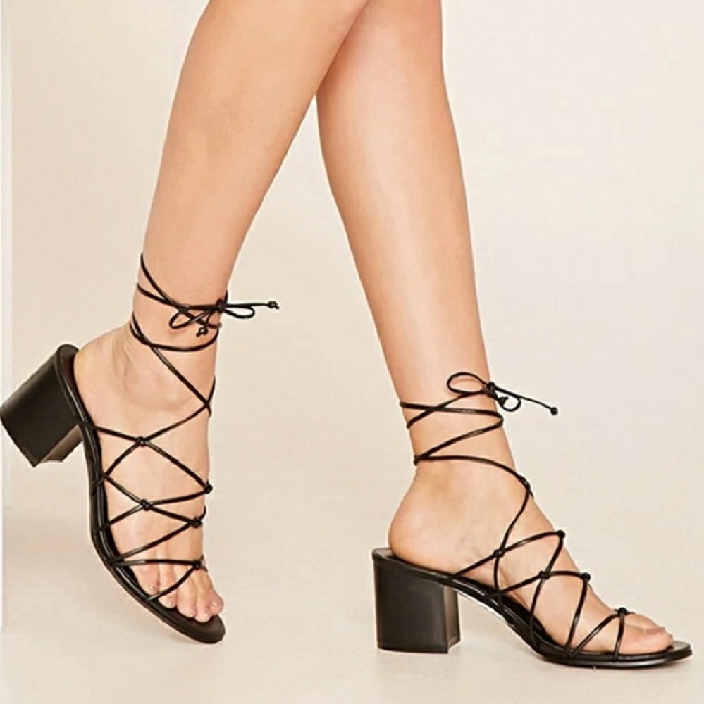 Forever 21 Lace Up Sandals/ 90s inspired chunky